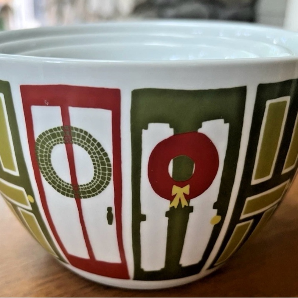 Crate & Barrel Christmas Holiday Nesting Bowls Julia Rothman Yule Town Set Of 3